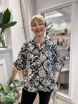 Blusa fantasia fiori IH