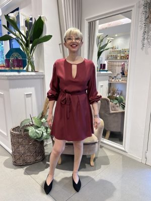 Abito corto bordeaux Markup